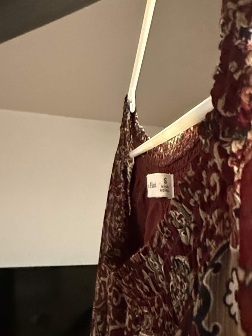 Abercrombie & Fitch Maroon Paisley Maxi Dress - Picture 3 of 8